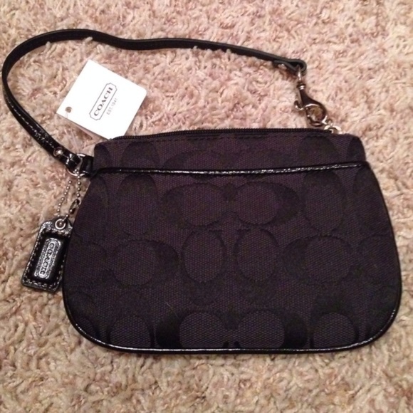 Coach Wristlet - Picture 1 of 4
